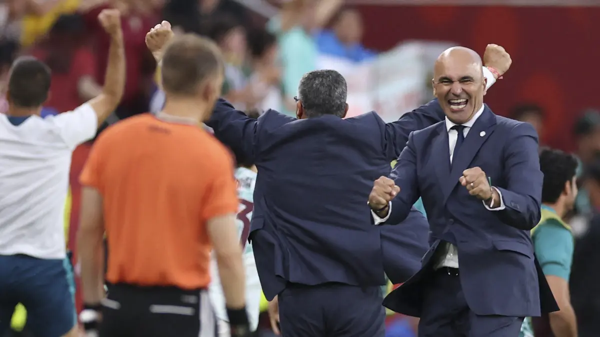 Pelatih Portugal Roberto Martinez berpeluang mencetak sejarah jika mampu menyingkirkan negara kelahirannya, Spanyol, di babak 16 besar Piala Dunia 2026. (JUSTIN SETTERFIELD/AFP)