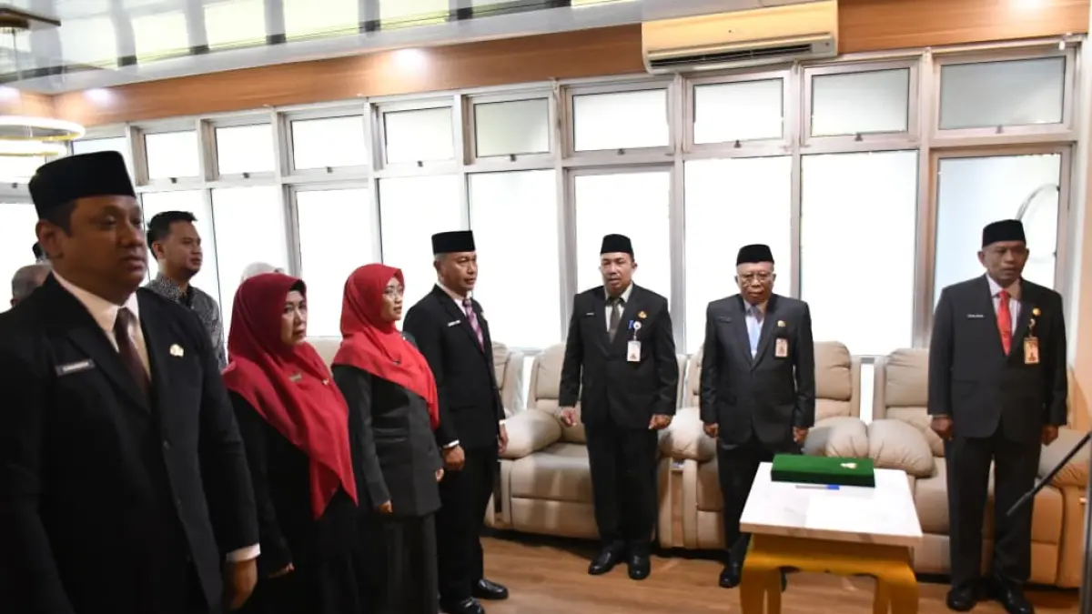 Sekretaris Daerah Kabupaten Paser Katsul Wijaya melantik empat pejabat strategis di lingkungan Pemkab Paser, Senin (6/7/2026).