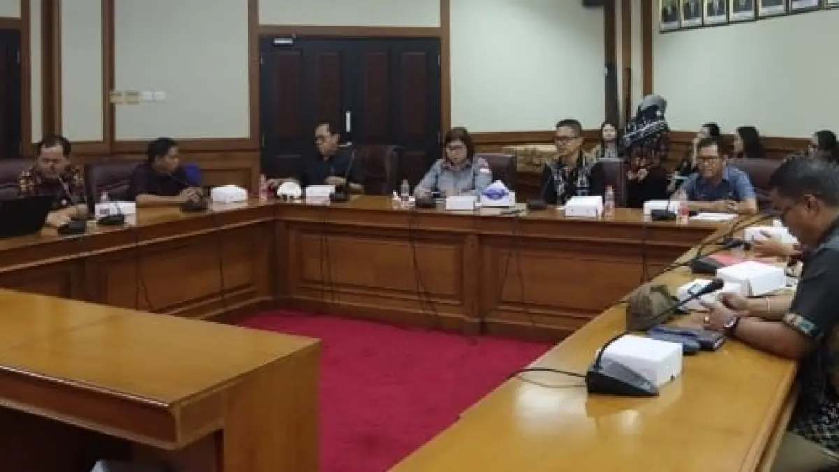 FASILITAS: Rapat koordinasi mematangkan persiapan hibah eks jalan PT GBPC ke Pemkab Kubar. 