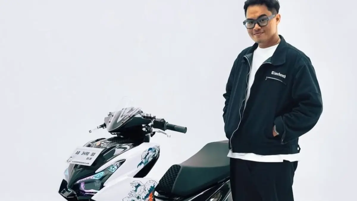 MAKIN PEDE: Gofar bersama Yamaha AEROX koleksinya.&nbsp;