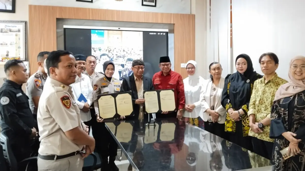 MoU Polri dengan Uniba. (FOTO PUTRA MALINAU/KP)