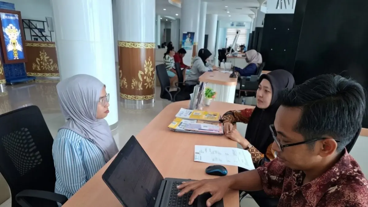 PELAYANAN: Kanwil Kemenkum Kaltim hadir di Mal Pelayanan Publik Balikpapan. (IST)

&nbsp;