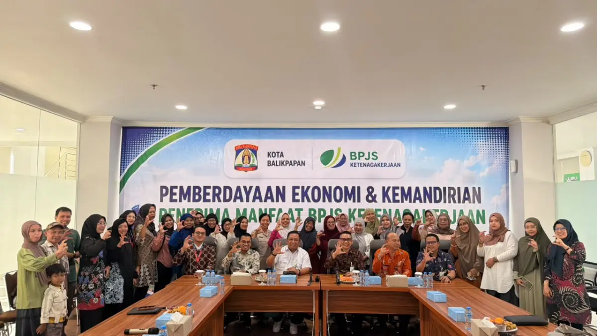 TAMBAH WAWASAN: Sebanyak 30 penerima manfaat Program PEKA mengikuti kegiatan pembekalan yang diselenggarakan di Balikpapan.