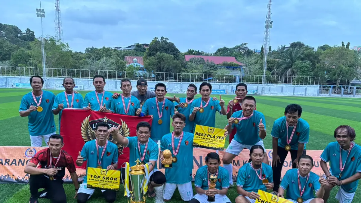 Tim Landoke berhasil menjadi juara dalam turnamen LPM Karang Joang Cup U45 tahun 2026 sebagai ajang perdana memupuk tali silaturahmi.

&nbsp;