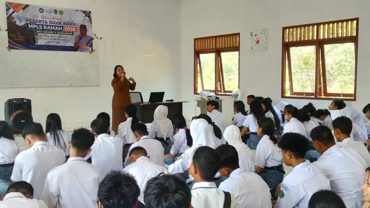 FONDASI KARAKTER SISWA: Suasana pembukaan Masa Pengenalan Lingkungan Sekolah (MPLS) tahun ajaran 2026/2027 di SMAN 2 Sendawar, Kutai Barat, Senin (13/7/2026). (IST)