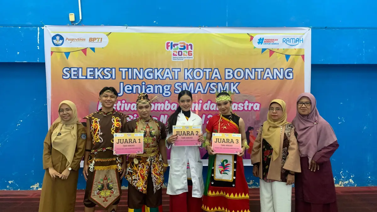 BERPRESTASI: Ini pemenang dalam salah satu lomba FLS3N SMA-SMK Tingkat Bontang, jawara pertama berhak lolos ke tingkat Kaltim dalam bulan ini. ADIEL KUNDHARA/KP