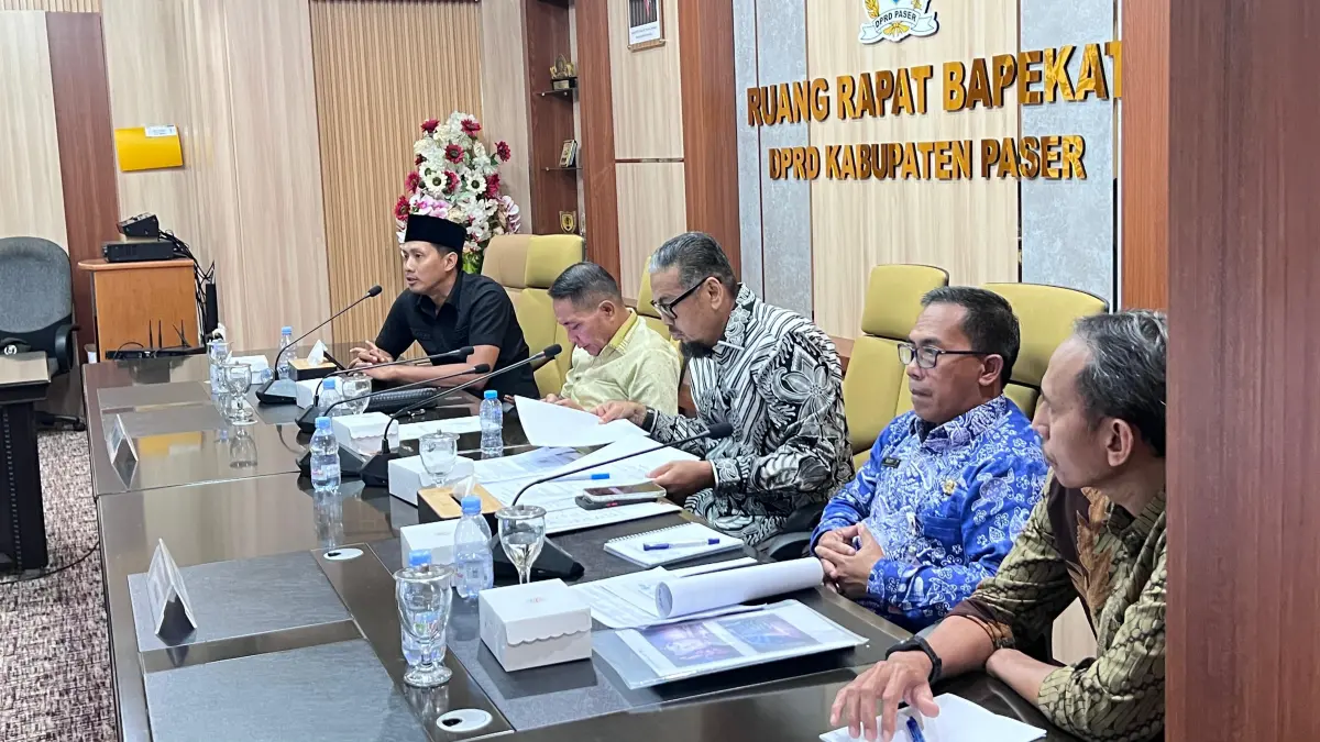 HEARING: Rapat Dengar Pendapat (RDP) Gabungan Komisi bersama perwakilan nelayan Desa Muara Telake dan jajaran Perangkat Daerah terkait pada Kamis (16/7/2026). 