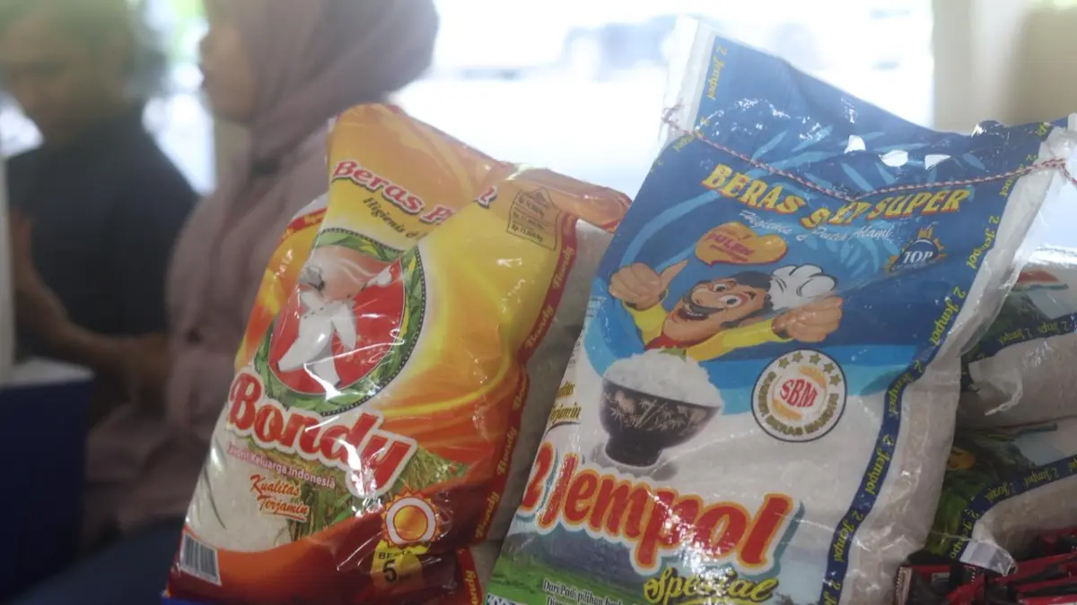 ILUSTRASI: Rencananya Pemkot Balikpapan berkolaborasi dengan Kadin dan Baznas guna menyalurkan kupon potongan harga sebesar Rp7.000 untuk pembelian beras premium. ANGGI PRADITHA/KP
