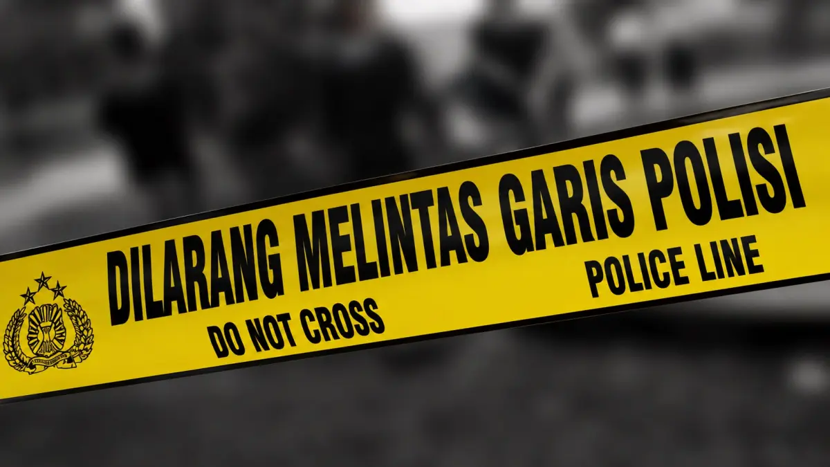 Ilustrasi police line terpasang di area akses menuju kamar 1104 Hotel St. Regis, Setiabudi, Jakarta Selatan, lokasi penemuan jasad seorang direktur keuangan yang diduga mengakhiri hidup di balkon, Rabu (15/7).