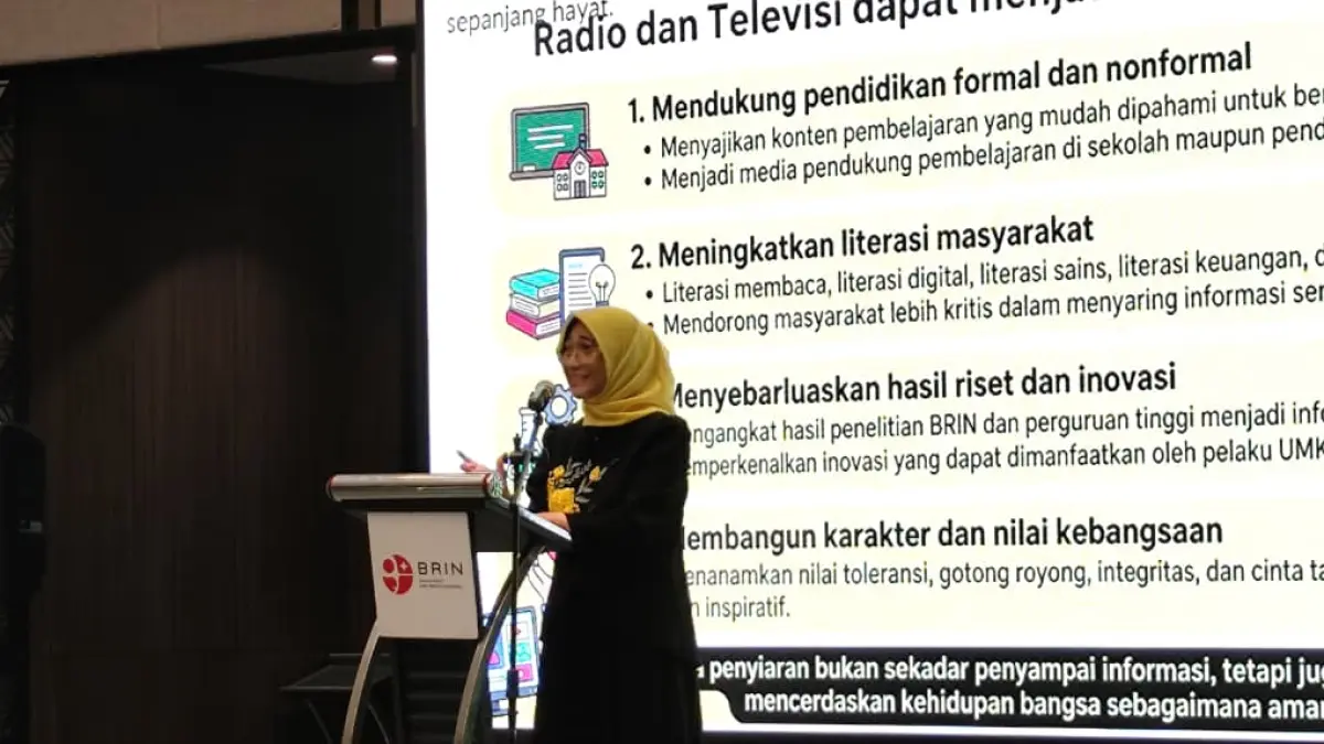 INFORMASI: Hetifah membuka workshop Penguatan Radio dan Televisi Kaltim yang menggandeng BRIN, di Hotel Mercure Samarinda, Sabtu (18/7). DENNY SAPUTRA/KP