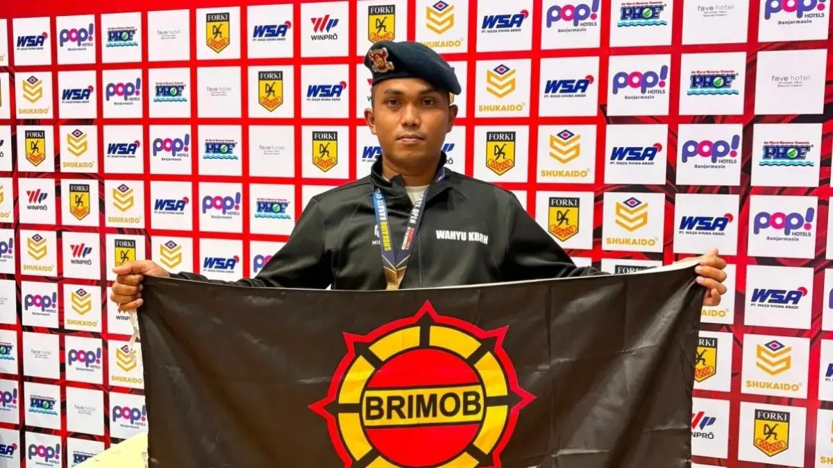 PRESTASI: Bripda Wahyu Riyanto meraih peringkat ketiga Shukaido Open Tournament Road To Malaysia yang berlangsung di GOR Hasanuddin, Banjarmasin, Kalimantan Selatan.