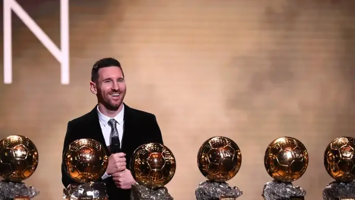 Lionel Messi masih memiliki peluang meraih Ballon d