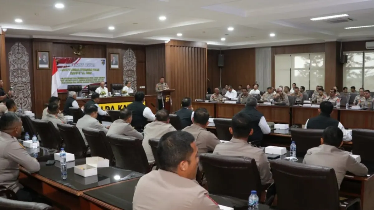 AUDIT: Taklimat awal audit kinerja Tahap II digelar di Ruang Rapat Utama (Rupatam) dipimpin Kapolda Kaltim Irjen Pol Endar Priantoro.