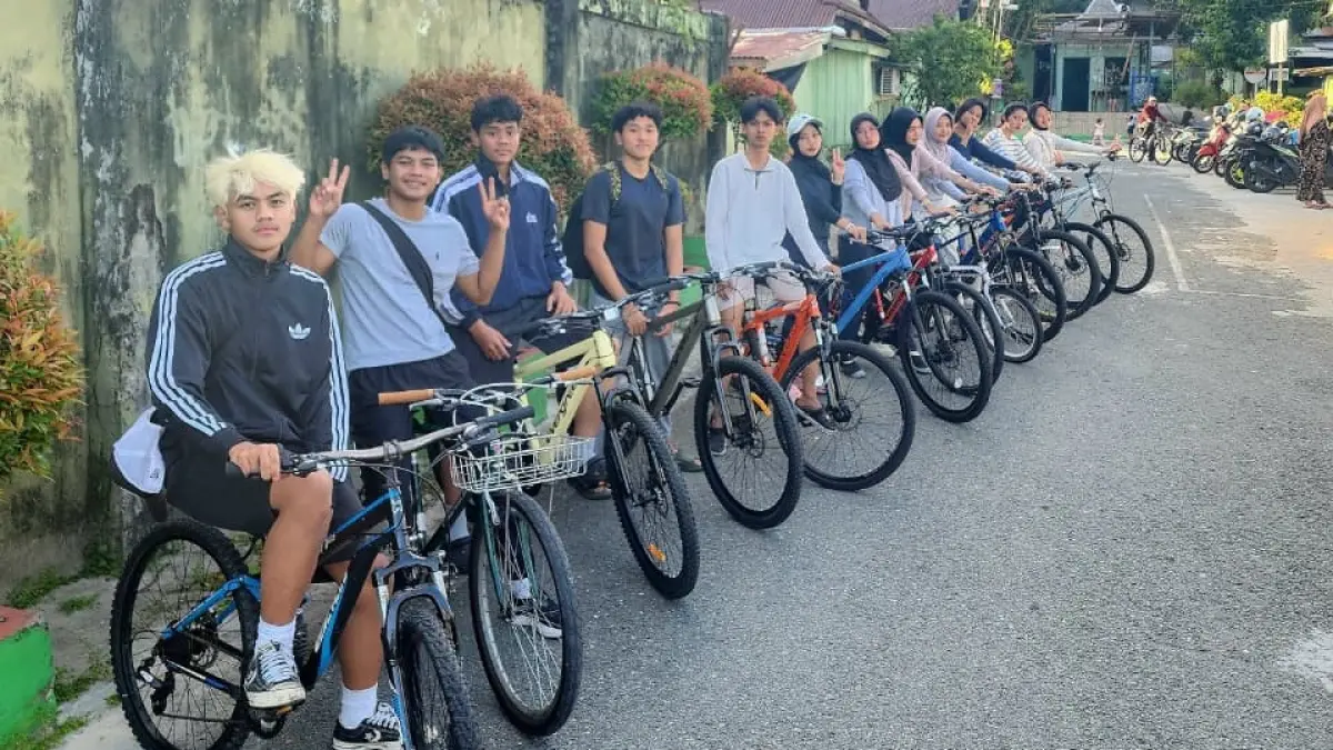 Tren gowes Gen Z. (FOTO PUTRA MALINAU/KP)
