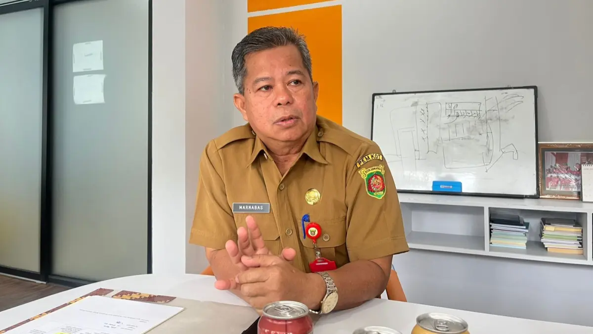 Asisten II Sekretariat Kota Samarinda, Marnabas.