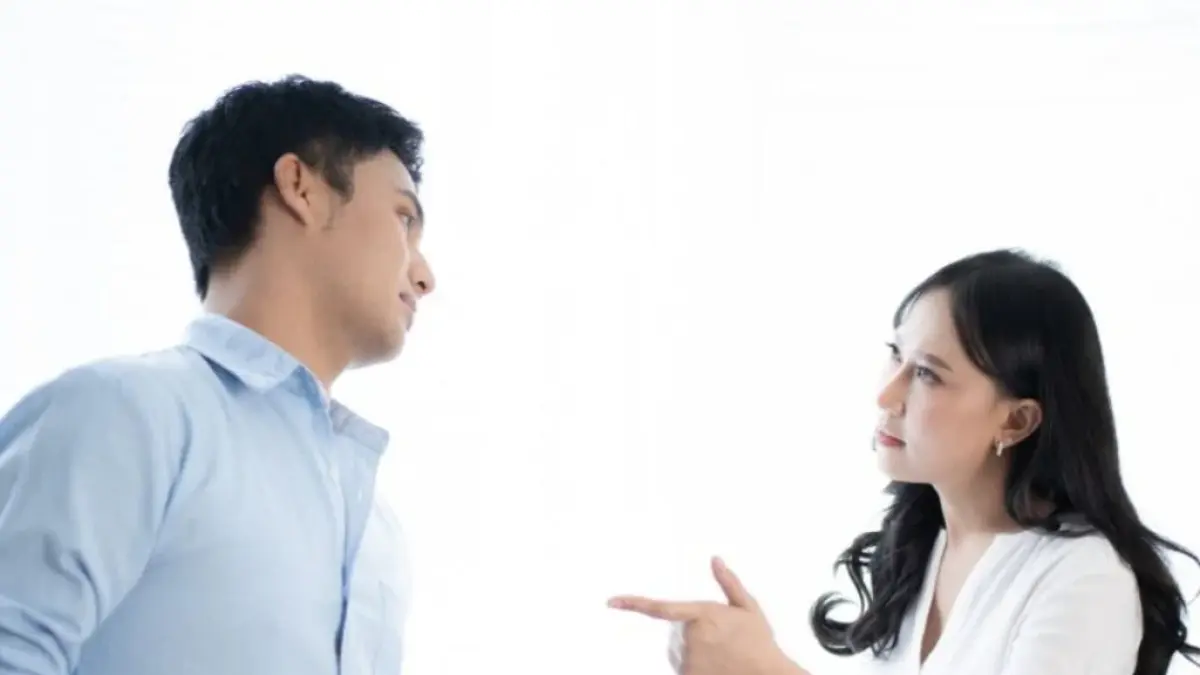 Ilustrasi suami dan istri sedang adu argumentasi dalam persoalan rumah tangga.(getty images)