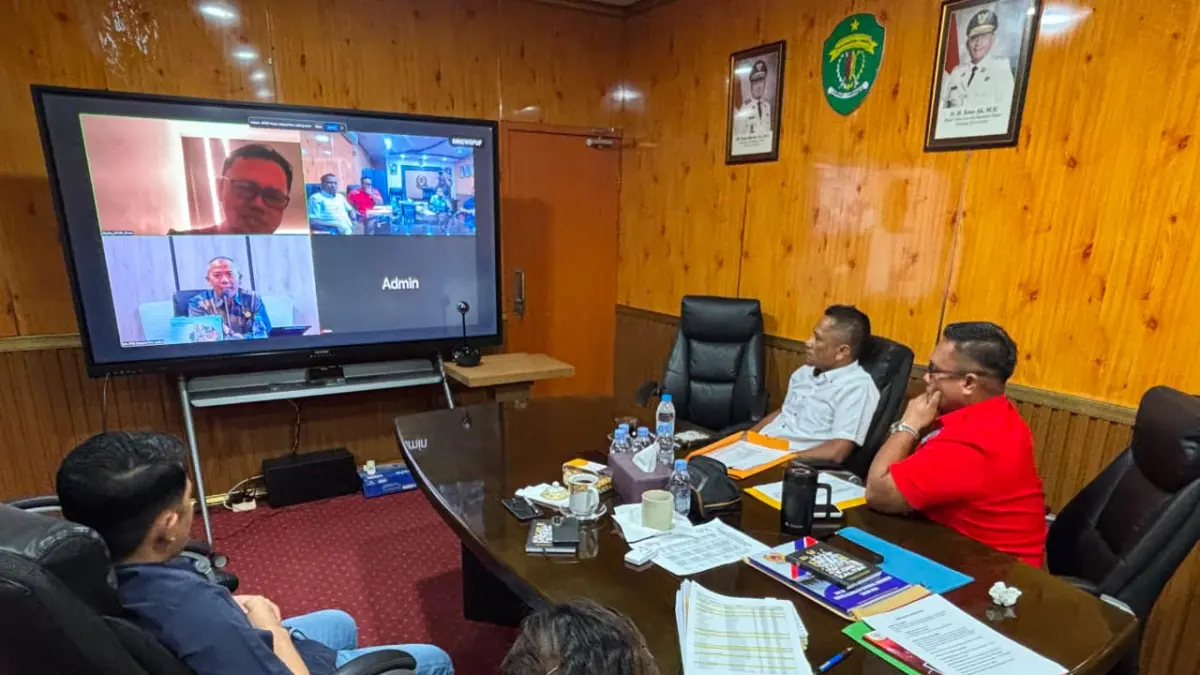 EVALUASI NOMOR PERTANDINGA: Suasana rapat virtual antara KONI Kaltim, Dispora Kaltim, dan PB Porprov VIII 2026 Paser pada Kamis (23/7/2026) siang.  (FOTO: EKO PRALISTIO/KALTIM POST)