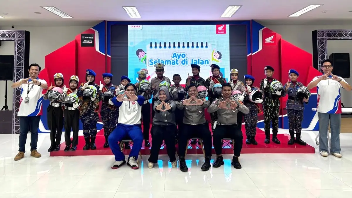 Astra Motor Kalimantan Timur 2 bersama Polresta Samarinda menggelar “Helmet Campaign & Education” bagi Polisi Cilik dalam peringatan Hari Anak Nasional 2026 di Samarinda, Kamis 23 Juli 2026.
