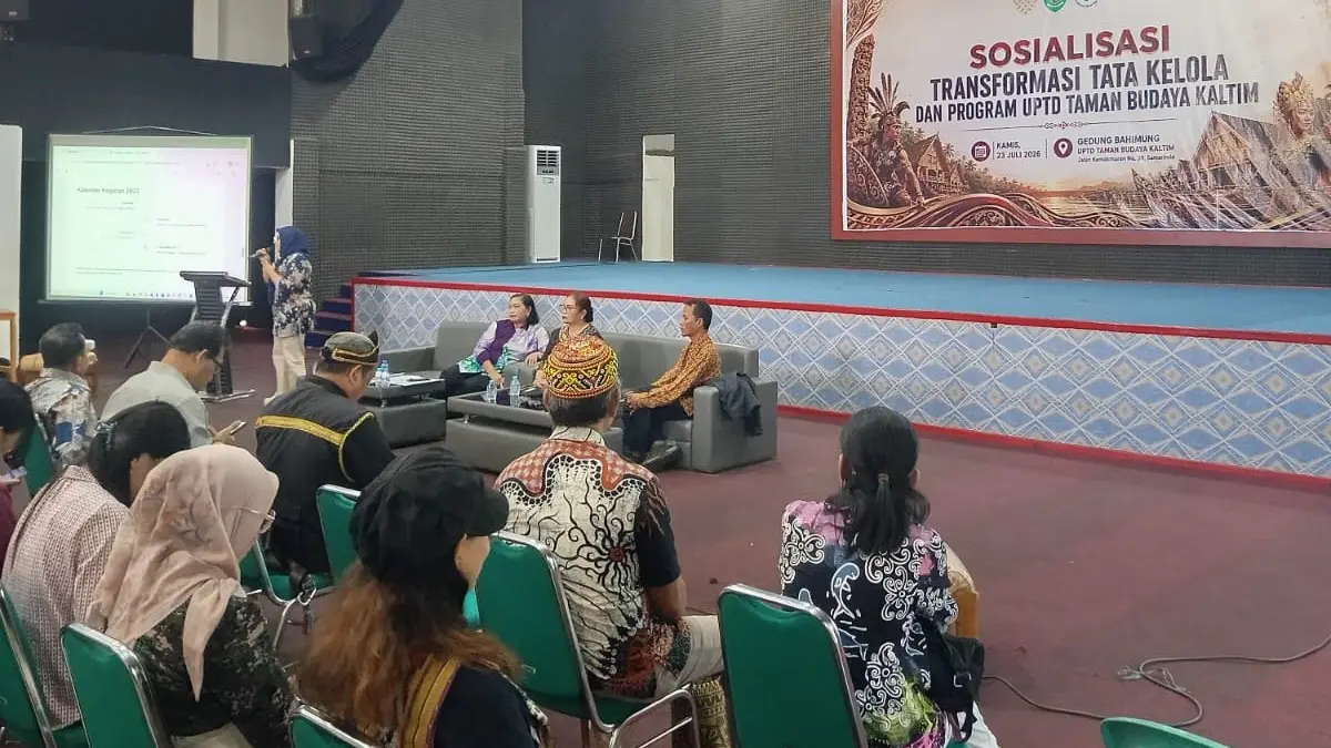 BERSINERGI: Sosialisasi transformasi tata kelola dan program melibatkan seniman dan tokoh budaya, serta instansi terkait. (IST) &nbsp;