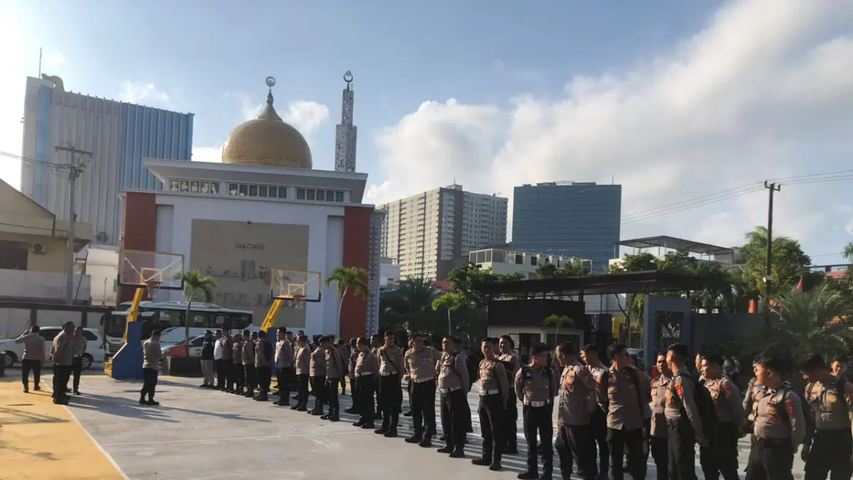 SIAP: Polres PPU melakukan apel di Mapolresta Balikpapan pastikan kesiapan personel hadapi Audit Kinerja Tahap II Itwasum Polri demi tata kelola Presisi.(Dok.Humas Polres PPU)