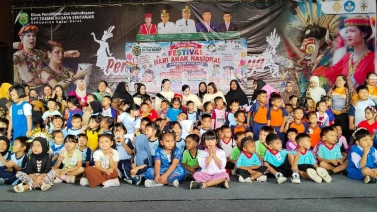 GENERASI UNGGUL: Gelaran festival hari anak nasional PAUD 2026 di Kutai Barat.