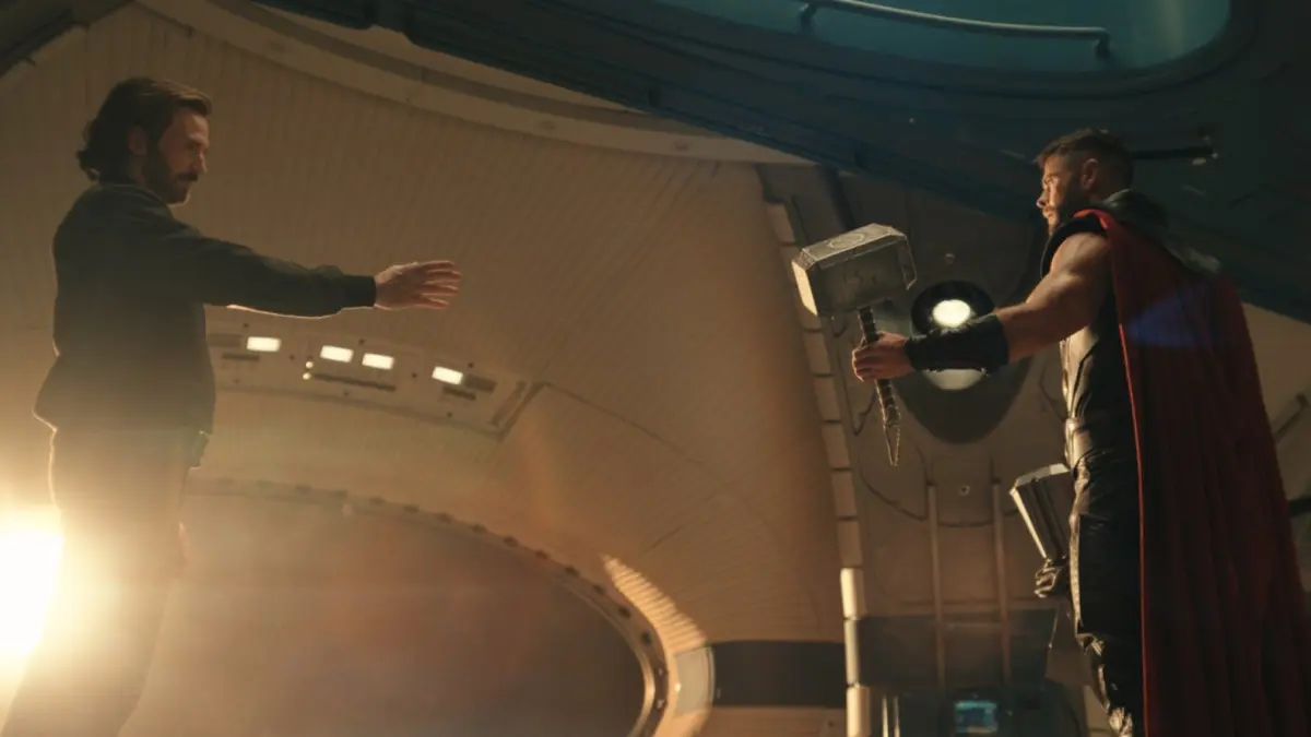 Kemunculan Steve Rogers di akhir trailer Avengers: Doomsday menjadi perbincangan penggemar Marvel.(Screenshot Marvel)