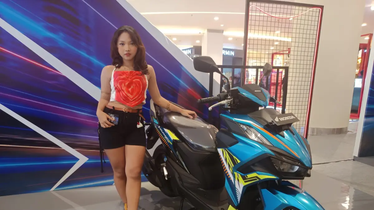 TAMPIL SPORTY: New Honda Vario Evo 160 ditampilkan saat public exhibition yang digelar Astra Motor Kaltim 1 di Pentacity Shopping Venue, Balikpapan, Sabtu (25/7/2026). DINA ANGELINA/KP