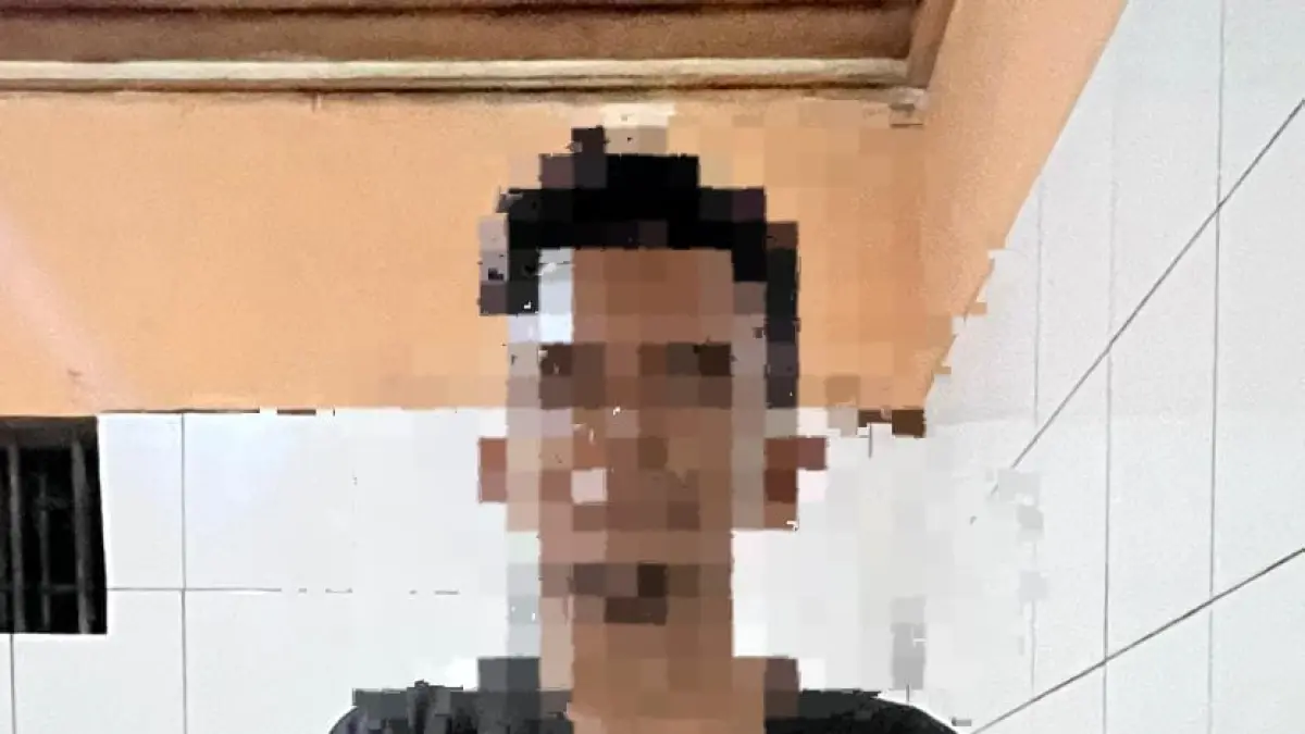 Warga Desa Krayan Bahagia berinisial S yang diamankan Polsek Long Ikis, Kabupaten Paser

&nbsp;