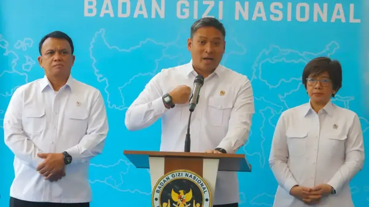 BEKU DAN PECAT: Kepala BGN, Sudaryono membekukan ratusan dapur MBG serta memecat ratusan pegawai non-ASN.(KLY)
