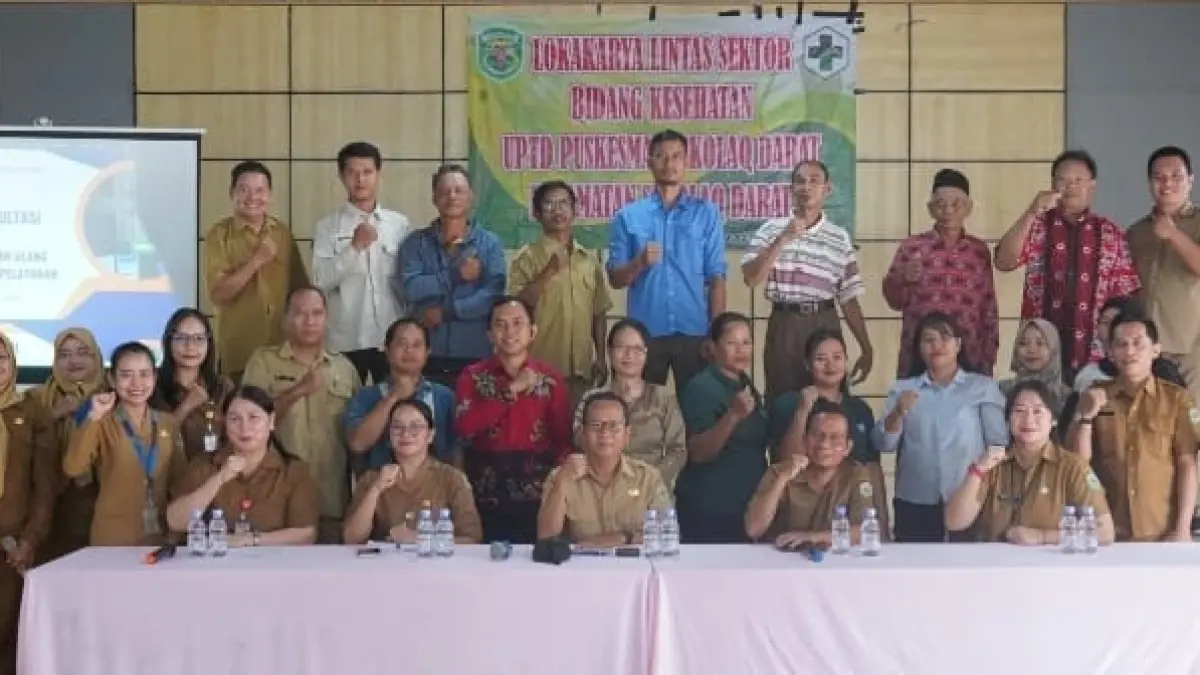 LOKAKARYA: Narasumber dan peserta Lokakarya Lintas Sektor Bidang Kesehatan di Balai Pertemuan Umum Sekolaq Darat, Selasa (28/7/2026).