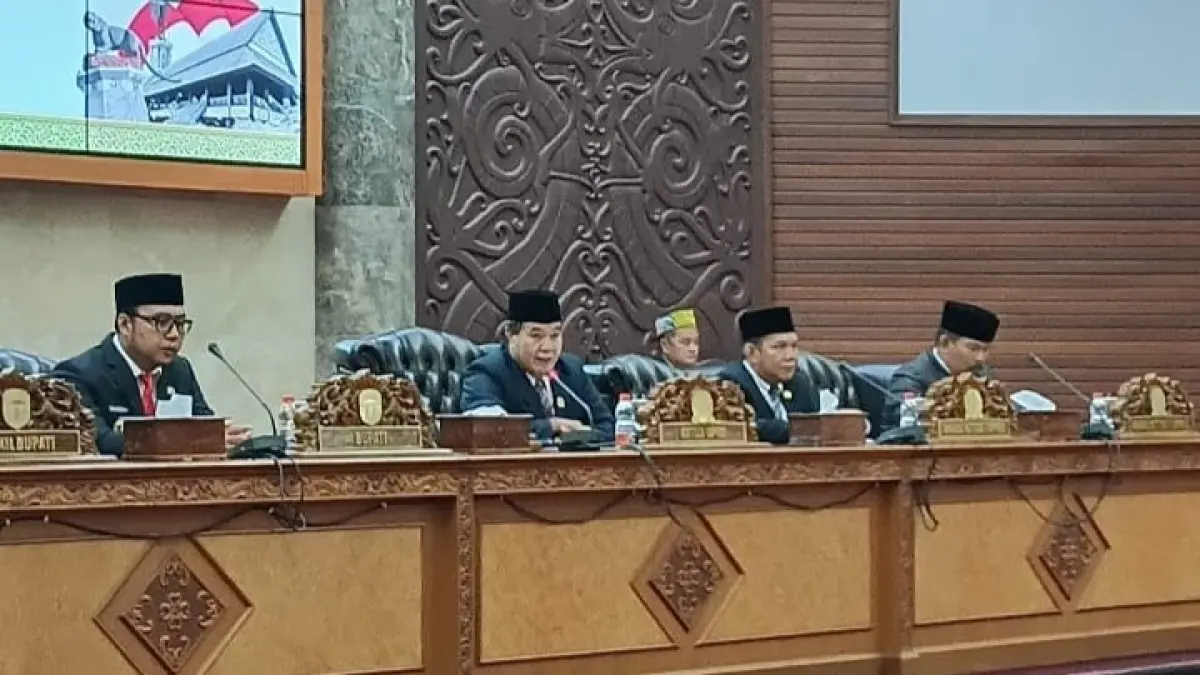PARIPURNA: DPRD dan Pemkab Kubar menggelar Rapat Paripurna X Masa Sidang II Tahun 2026 di Ruang Sidang Utama DPRD Kutai Barat, Selasa (28/7).