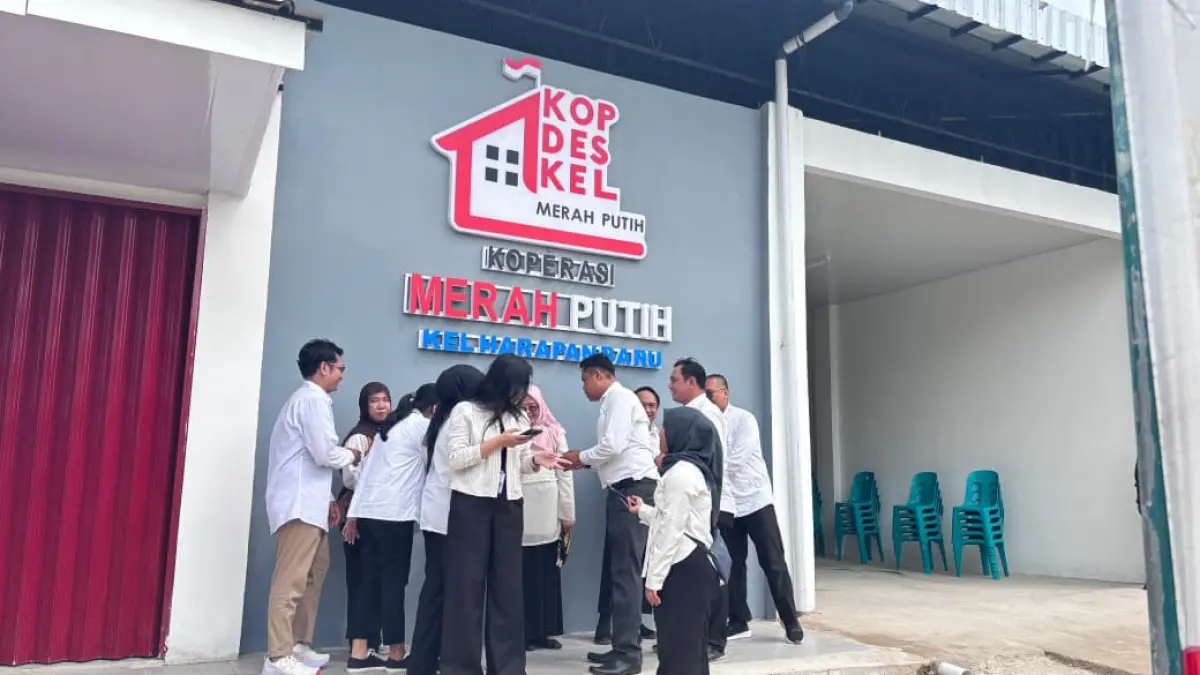 PELUANG KELOLA TAMBANG REKYAT: Koperasi Desa/Kelurahan Merah Putih (KDMP) di Kalimantan Timur berpeluang ikut mengelola sektor pertambangan melalui skema Wilayah Pertambangan Rakyat dengan luas maksimal 10 hektare dan tanpa alat berat. (KALTIM POST)