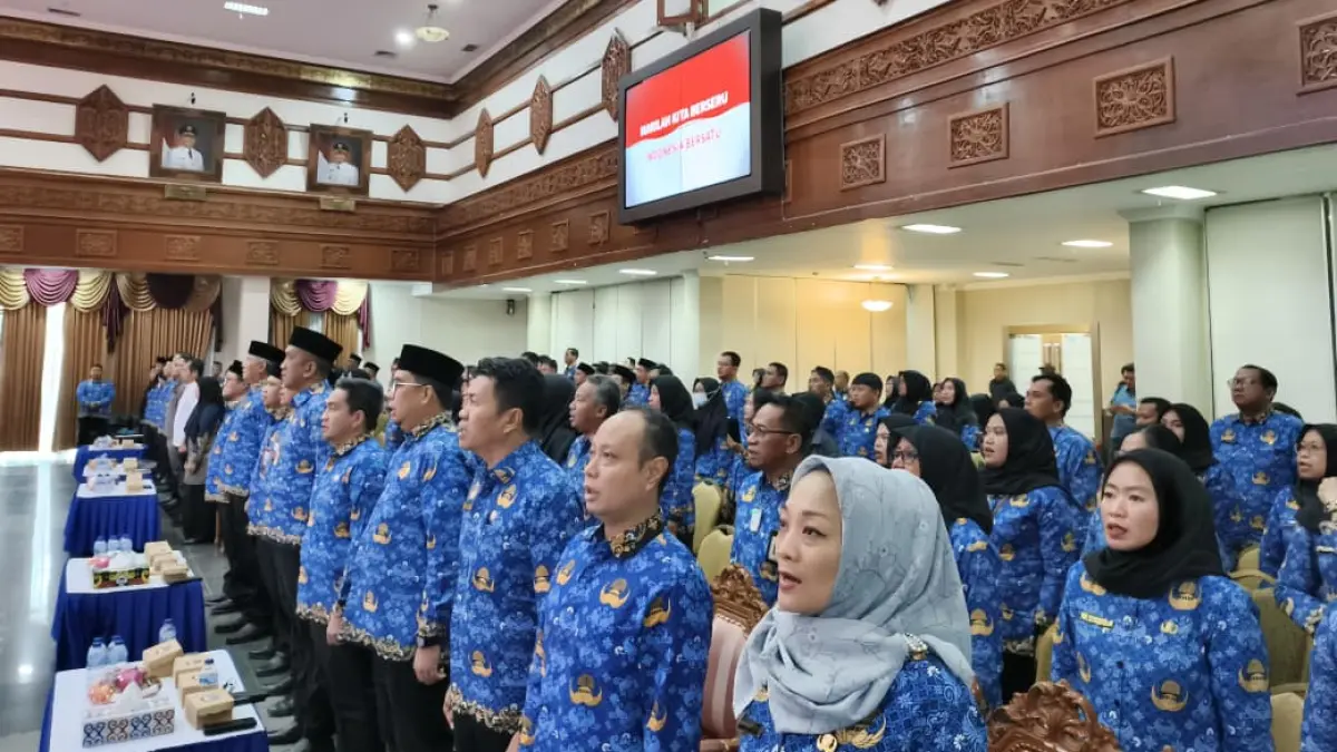 Pemkab Kutim mengusulkan kenaikan tambahan penghasilan pegawai ASN sebesar 35 persen dalam rancangan APBD 2027 dengan anggaran yang disiapkan mencapai Rp700 miliar. (Jufriadi/KP)

&nbsp;