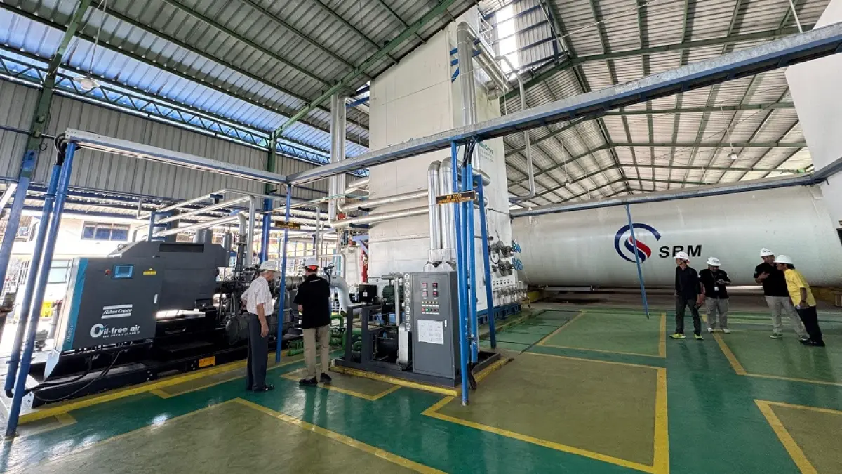 INVESTASI: Sejak 2023, SBMA mengambil langkah strategis dalam pengembangan kapasitas produksi melalui pengadaan aset tetap yang signifikan. Investasi ini mencakup pembelian air separation plant, tabung gas, serta tangki penyimpanan yang bertujuan memperkuat infrastruktur produksi.