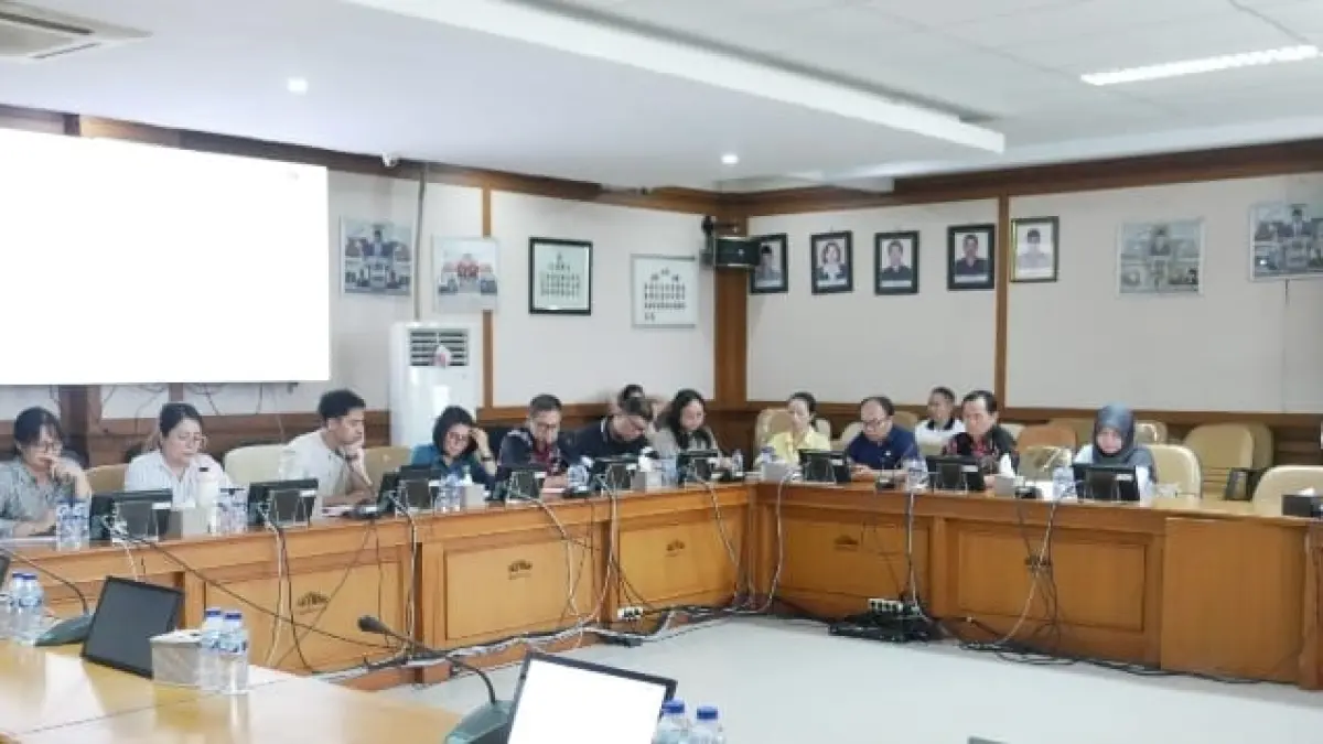 EVALUASI: Rapat pansus dan TAPI serat stakeholder terkait, evaluasi realisasi APBD semester I 2026. IST/KP