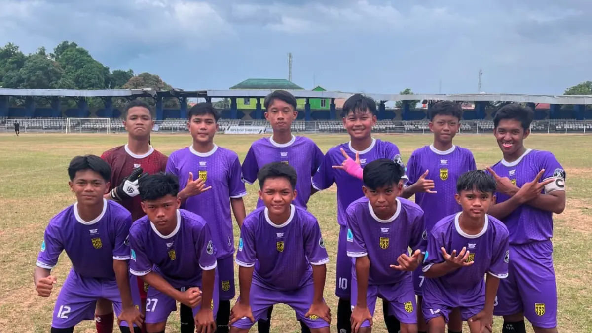 KURANG BERUNTUNG: JSS harus mengubur mimpi tampil di final Piala Soeratin U-15 Regional Kukar setelah takluk 1-2 dari PS Pemuda.&nbsp;