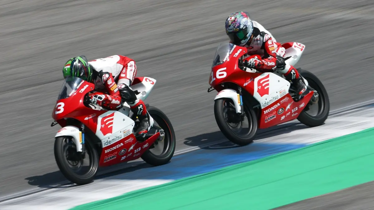 SIAP TEMPUR: Berbekal hasil positif di Buriram, empat pebalap muda binaan PT Astra Honda Motor (AHM) siap tempur pada seri kedua Idemitsu Moto4 Asia Cup (IM4AC) 2026 di Sirkuit Sepang, Malaysia, 31 Juli – 2 Agustus 2026. DOK/AHM