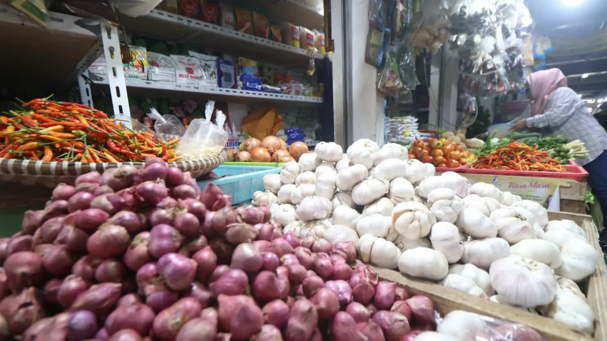 TURUN: Sepanjang 2025, produksi bawang merah lokal anjlok hingga 73,58 persen. ANGGI/KP