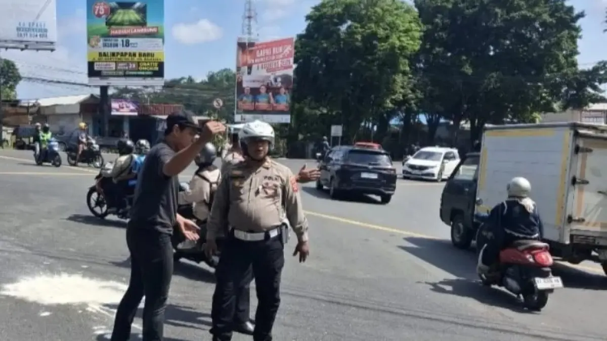 KECELAKAAN: Lokasi kecelakaan melibatkan truk 10 roda merenggut nyawa ayah dan anak belum lama ini di pertigaan Jalan Soekarno-Hatta Km 4, Balikpapan Utara.