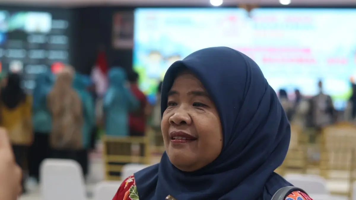 PANGAN: Kepala Dinas Kesehatan Kota Balikpapan, Alwiati, menekankan pentingnya komitmen pelaku usaha dalam menghadirkan produk pangan yang aman dan bermutu. (ANGGI/KP)