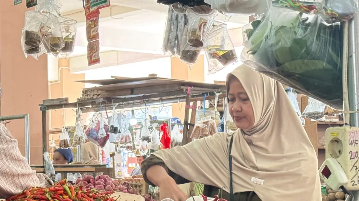 DEFLASI: Cabai rawit dan bawang merah jadi komoditas penyumbang deflasi terbesar bulanan pada Juli.