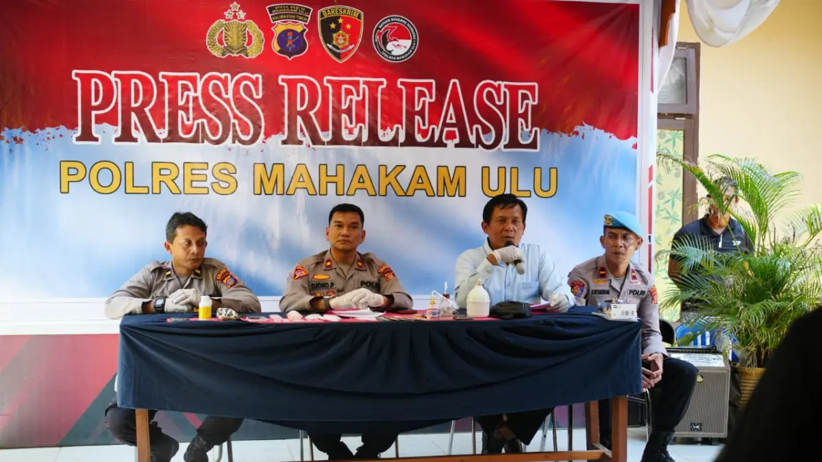 KETERANGAN: Wakapolres Mahulu Kompol Djoko Purwanto saat press release di Mako Polres Mahulu, Selasa (4/8). (JODY KRISTIANTO/KP)