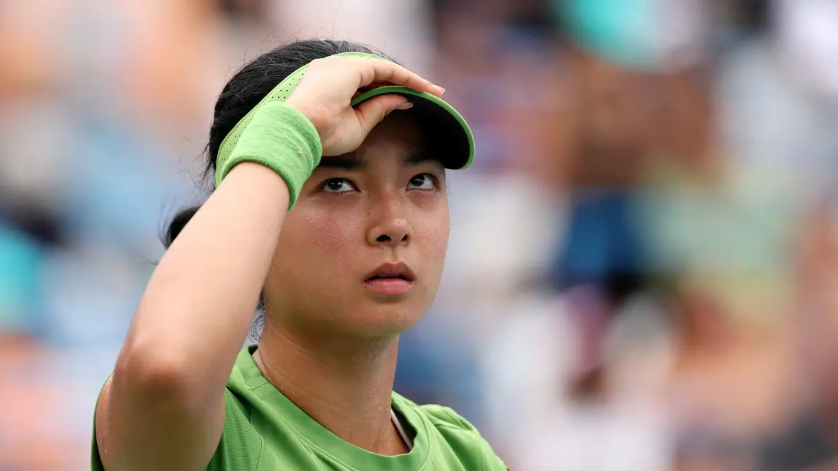 
Alexandra Eala jadi petenis Asia Tenggara pertama yang menjuarai WTA 500. (EMILEE CHINN/AFP)
