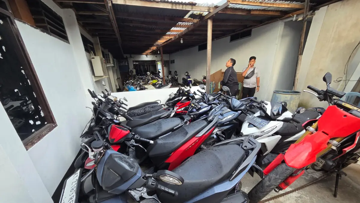 DIAMANKAN: Sejumlah motor yang disita Satlantas Polres Kukar dari aksi balap liar di poros Tenggarong-Samarinda. (IST)

&nbsp;