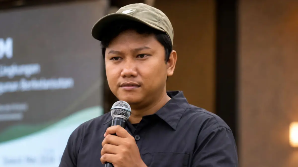 INFORMASI PUBLIK: Aktivis lingkungan Erwin Febrian Syuhada, penggugat dalam sengketa keterbukaan informasi publik dokumen lingkungan PT KPC yang dimenangkan hingga tingkat kasasi di Mahkamah Agung. 