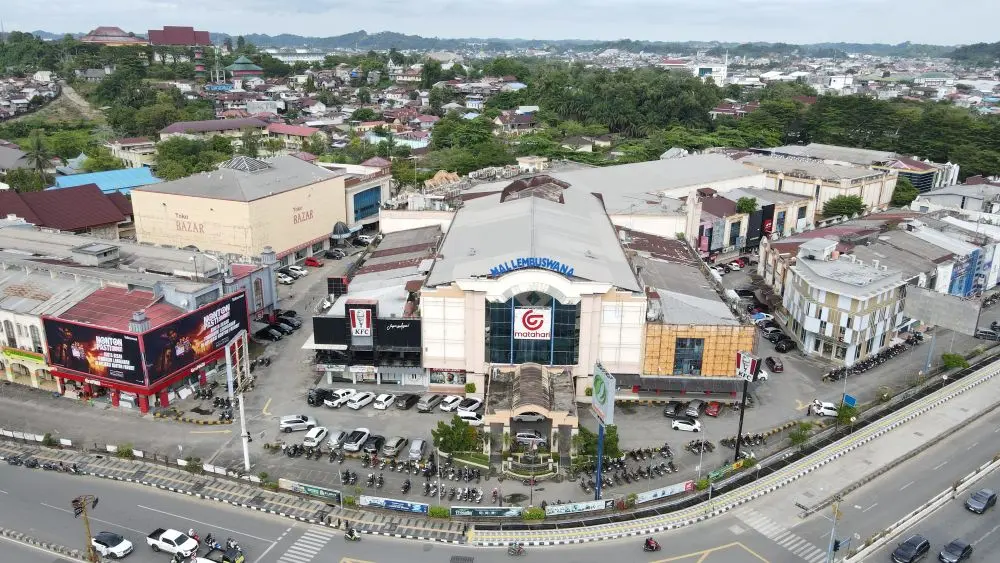 Kompleks Mal Lembuswana, Samarinda. (RAMA SIHOTANG/KALTIM POST)