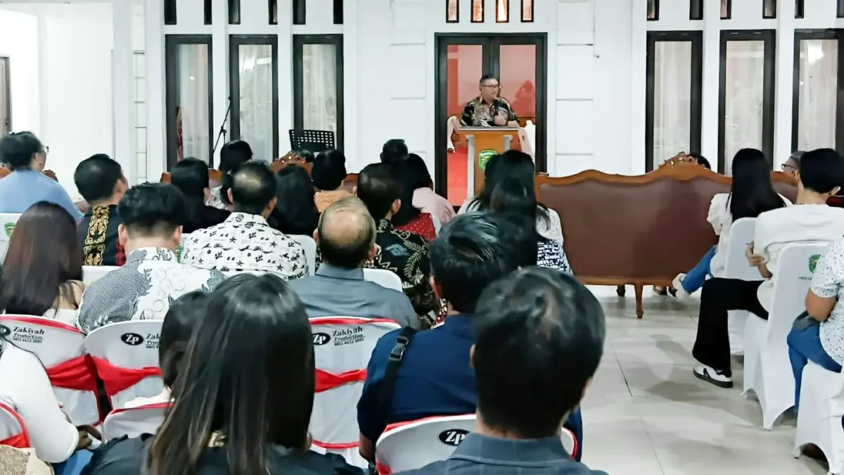 Sekkab Kubar Erik Victory Gelar Syukuran Tempati Rumah Jabatan, Mohon Dukungan Jalankan Amanah. (FOTO SUNARDI/KP)