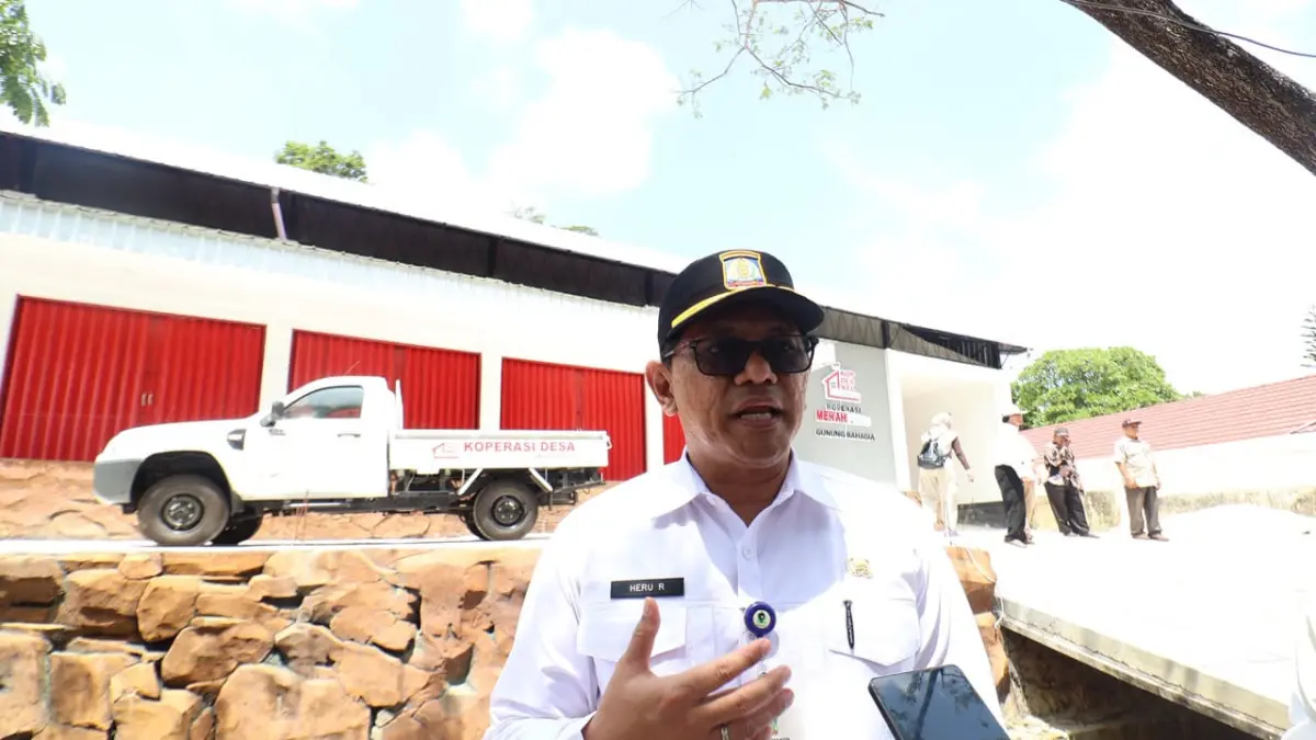 Kepala DKUMKMP Balikpapan Heruressandy Setia Kusuma saat menjelaskan omset koperasi merah putih di Balikpapan mencapai Rp1,6 miliar periode Januari hingga April 2026. (ANGGI PRADITHA/KP)