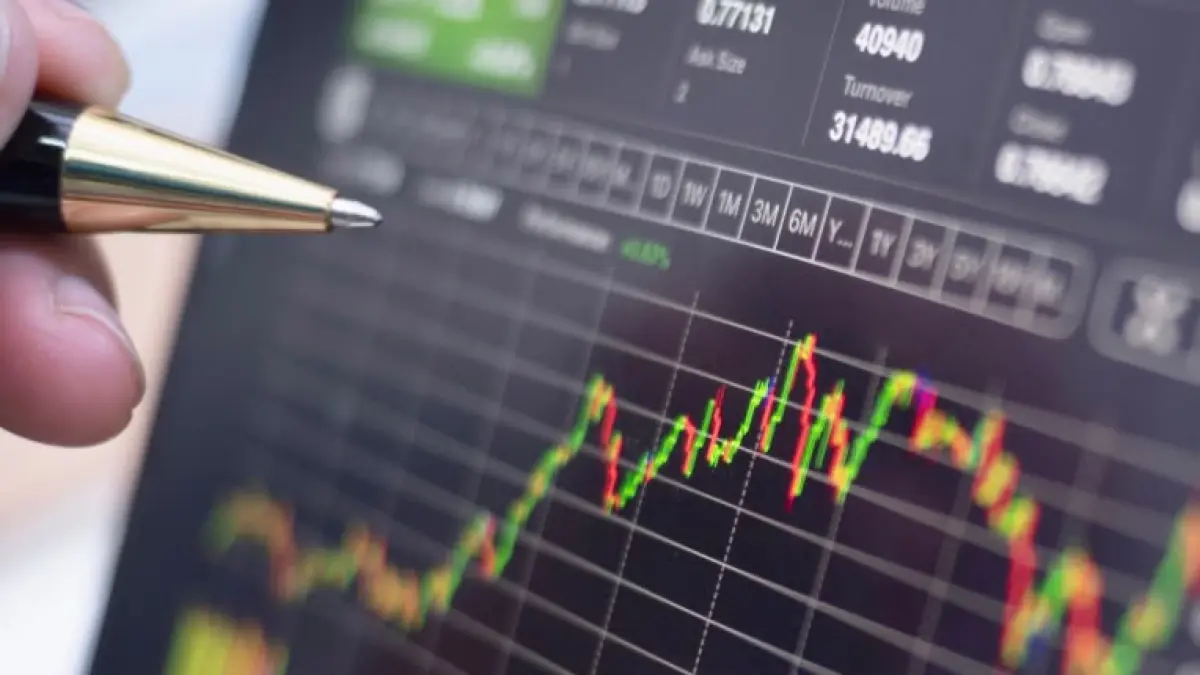 PENGUATAN: Pada Juli 2026, IHSG menutup perdagangan di level 6.236,13 dan secara bulanan menguat 10,51 persen.

&nbsp;