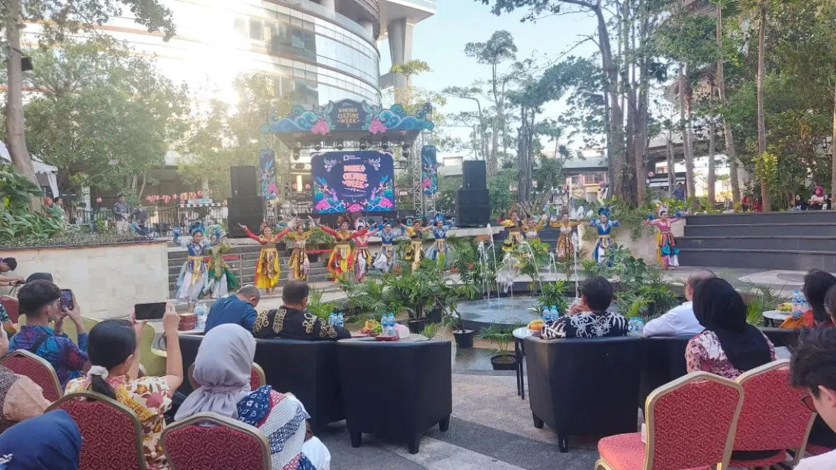 SEMARAK: Semarak acara Borneo Culture Week 2026 tersaji di Bay Park Plaza Balikpapan. (OKTAVIA MEGARIA/KP)